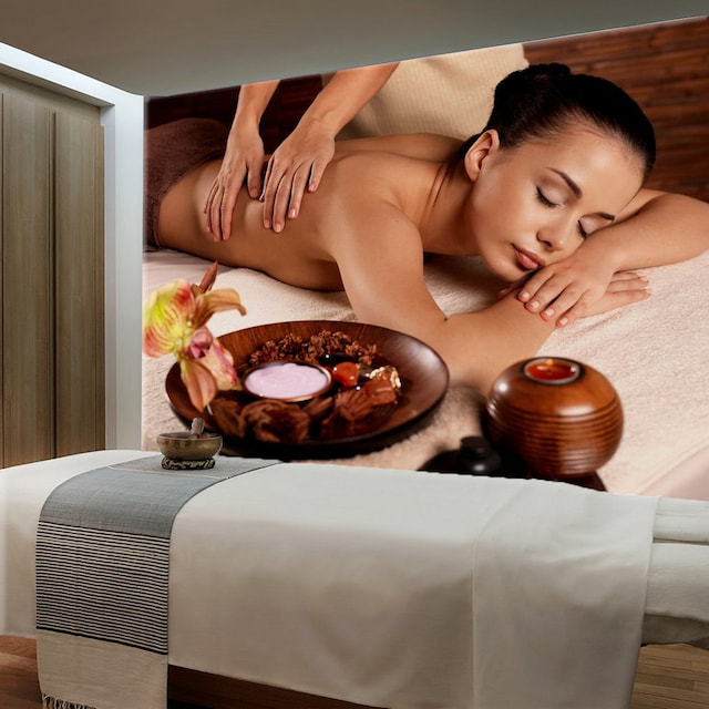 Tranh Dán Tường Spa Nằm Thư Giãn