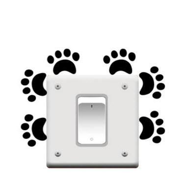 Decal ổ điện dấu chân cún