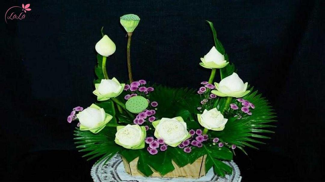 Bài thuyết trình cắm hoa 20/10 chủ đề: Dòng thời gian