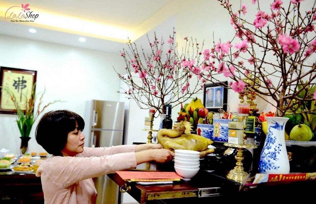 Cần chuẩn bị các lễ vật sao cho phù hợp và trang nghiêm