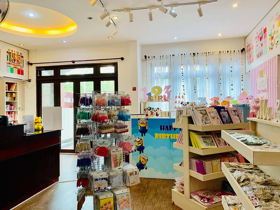 Cửa hàng bán phụ kiện trang trí sinh nhật - Jenny party store