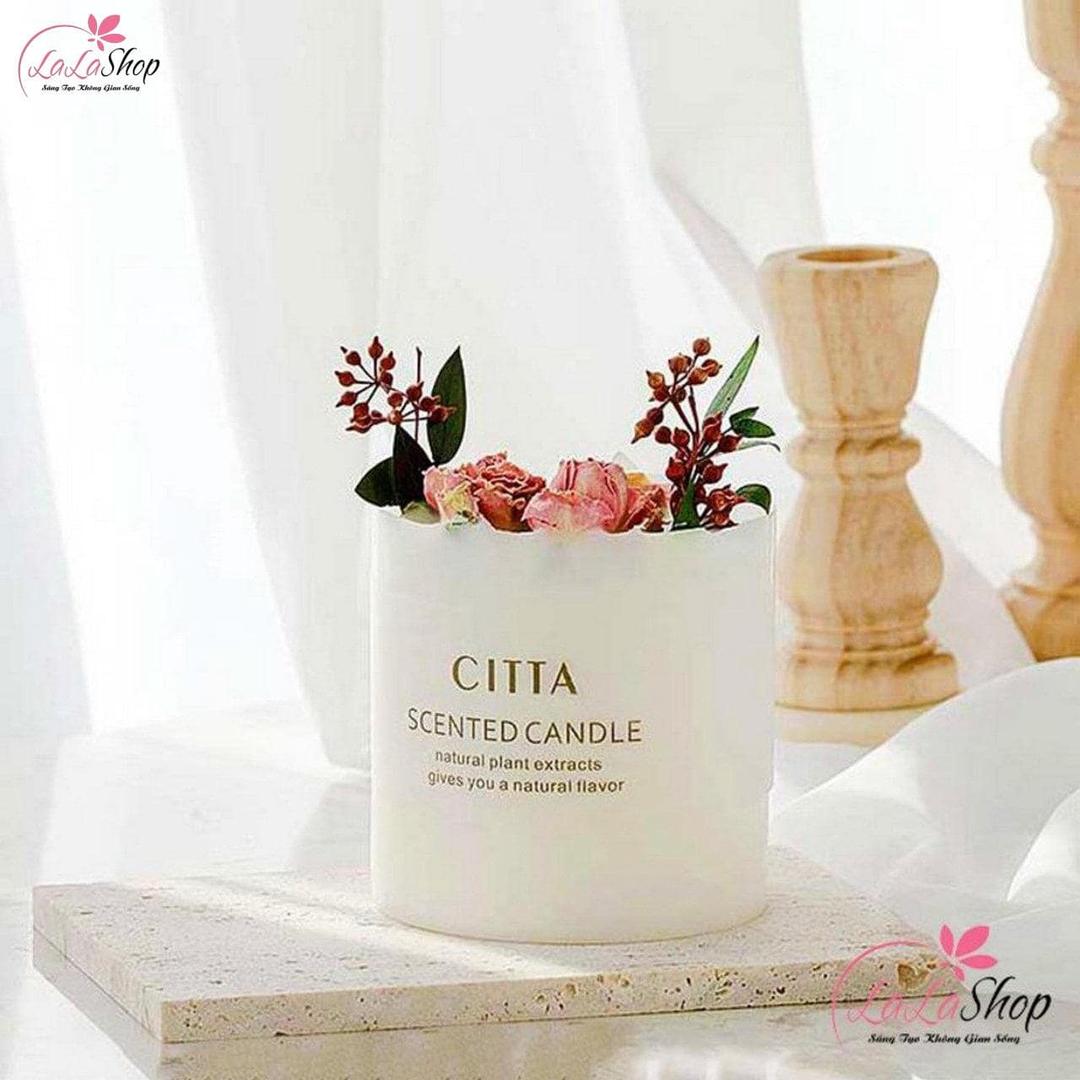 Nến thơm không chỉ giúp ta thư giãn mà còn mang lại một không gian ấm áp