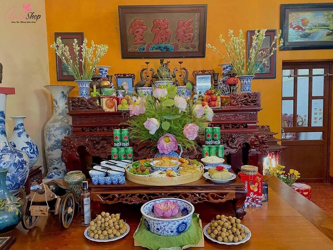 Những hình ảnh trang trí bàn thờ ngày Tết mẫu 7
