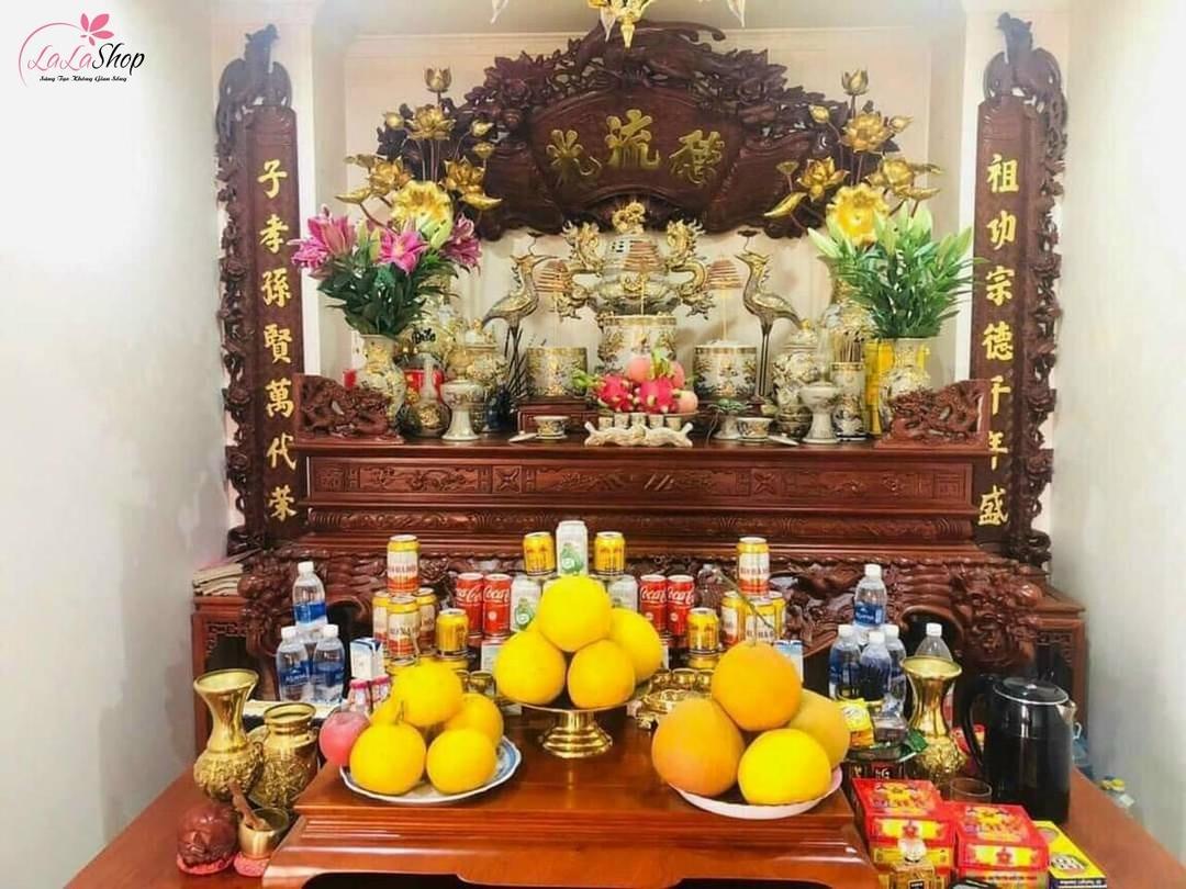 Những hình ảnh trang trí bàn thờ ngày Tết mẫu 9