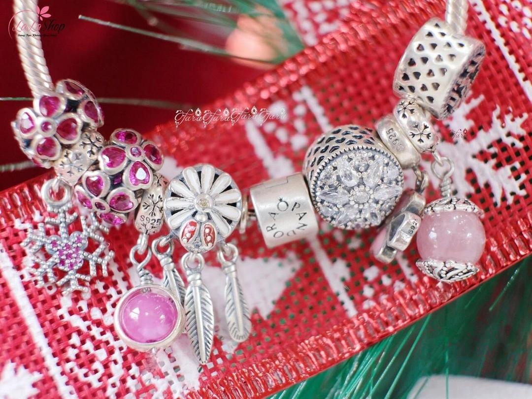 Trang sức chắc chắn sẽ mang đến niềm vui và sự bất ngờ