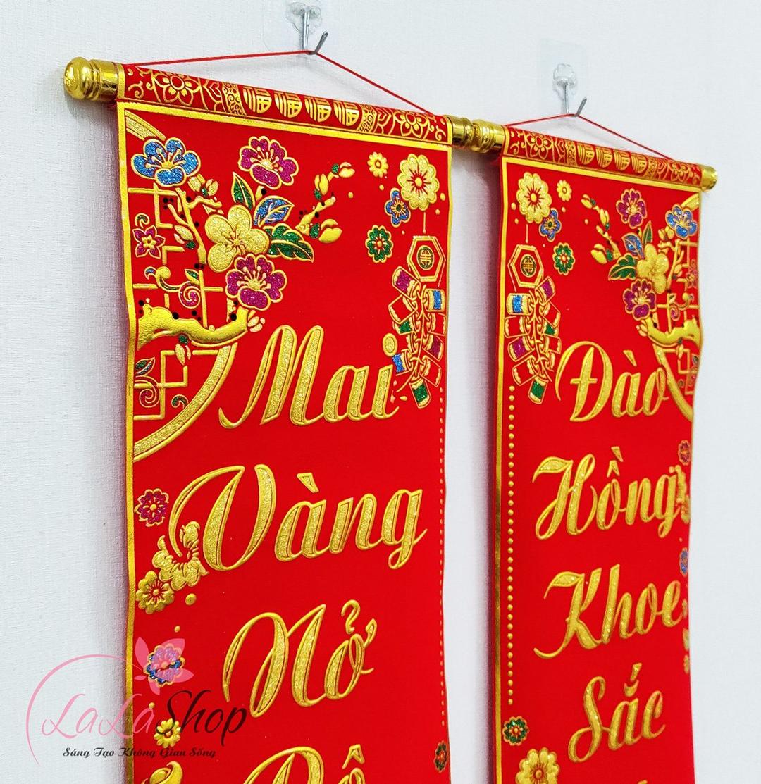 Bộ liễn câu đối Mai Vàng Nở Rộ Mừng Năm Mới - Đào Hồng Khoe Sắc Đón Xuân Sang