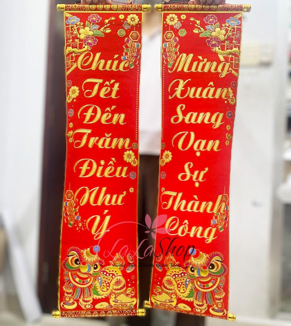 Cặp liễn câu đối đỏ Chúc tết đến trăm điều như ý - Mừng xuân sang vạn sự thành công