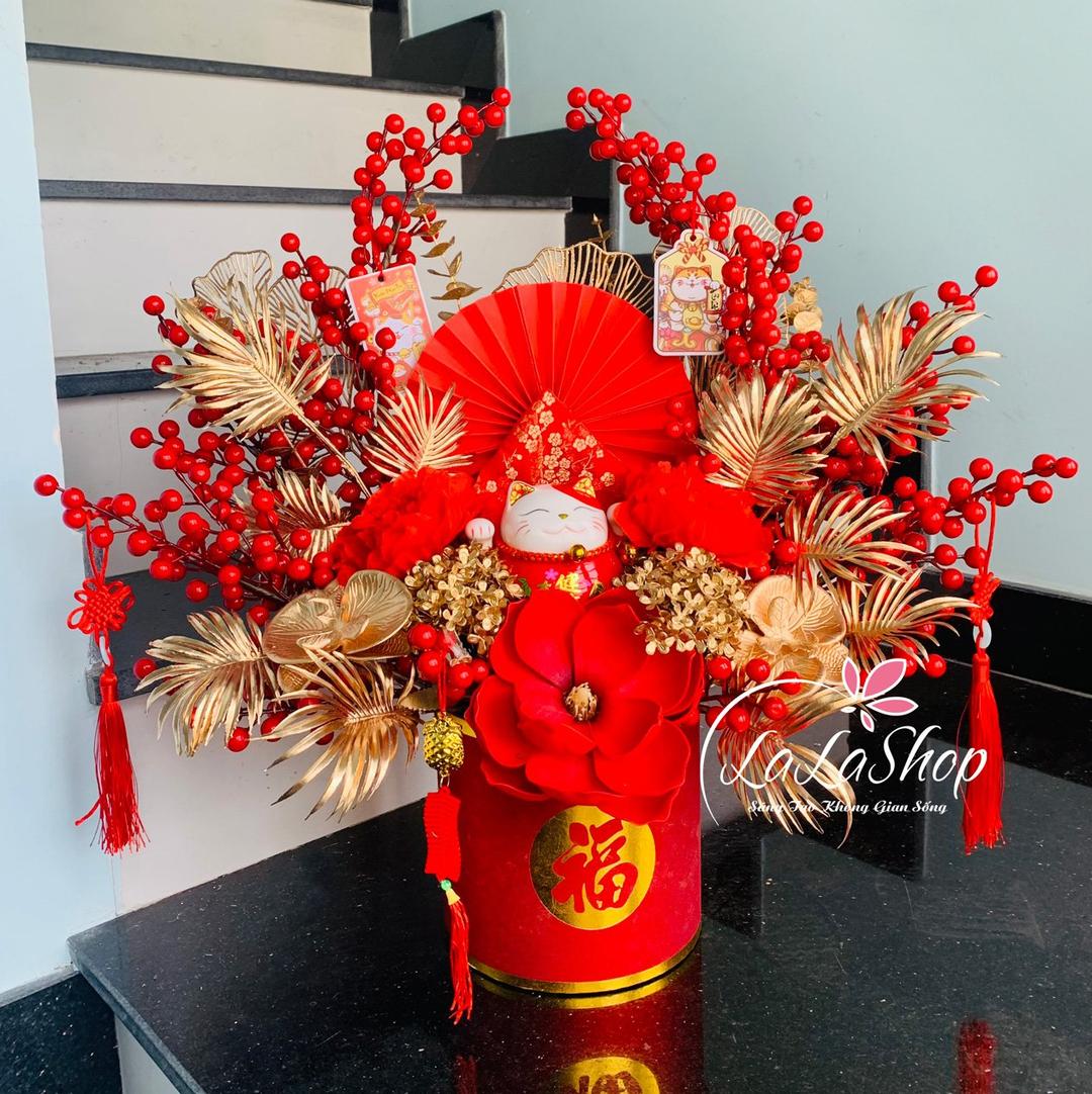 Bình hoa để bàn đào đông đón tài lộc năm mới trang trí tết