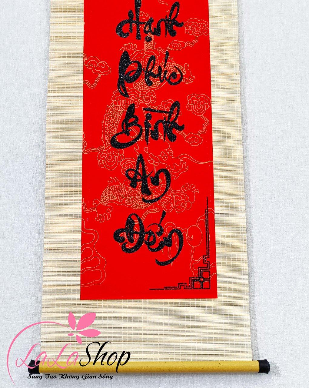 Combo Cặp Liễn Mành Câu Đối Đỏ Ngày Xuân Hạnh Phúc Bình An Đến - Năm Mới Vinh Hoa Phú Quý Về Mẫu 2