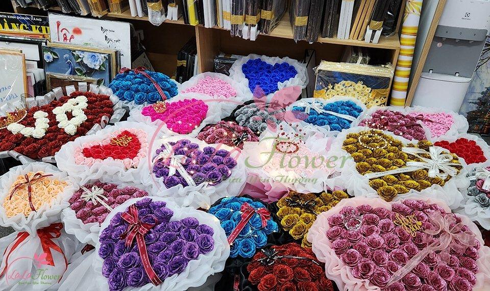 Lala Shop chuyên bán set combo hộp quà tặng 8/3 giá rẻ siêu đẹp uy tín ở TpHCM