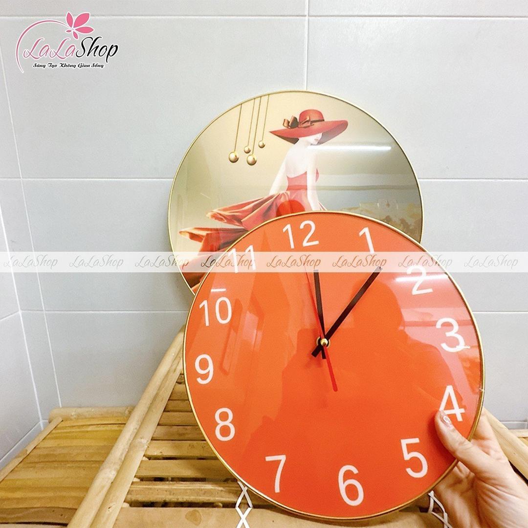 Tranh Đồng Hồ Treo Tường UV Pha Lê Bóng Chú Bò Sữa Dễ Thương