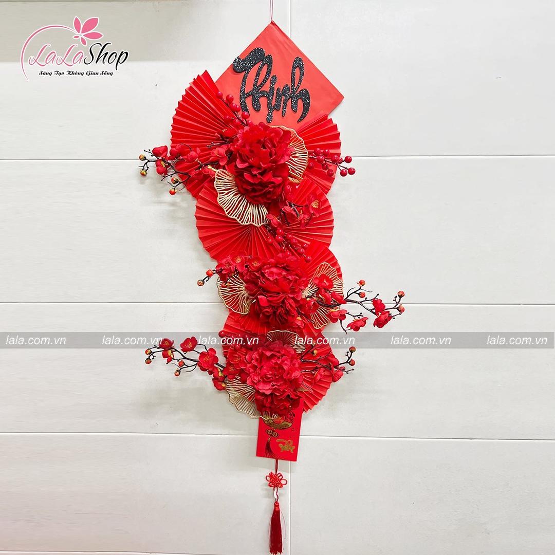 Liễn quạt thịnh vượng lớn sắc đỏ vận may mắn trang trí tết năm mới mẫu 143