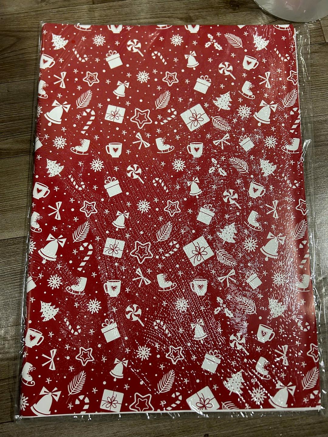 Set 5 Giấy Gói Quà Nền Đỏ Hoạ Tiết Hộp Quà Và Chuông Giang Sinh