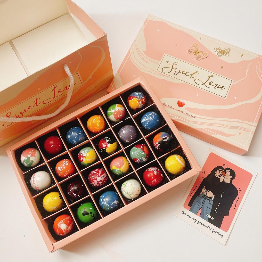 Hộp 24 Viên Socola Bon Bon Valentine Tình Yêu Quà Tặng Tình Nhân